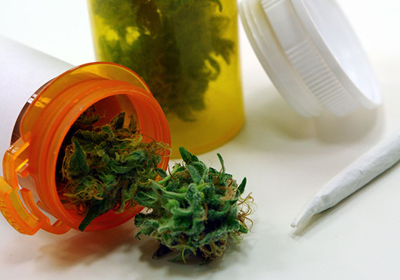 Gubernator Hawajów podpisał projekt legalizacji przychodni Medycznej Marihuany, GrowEnter